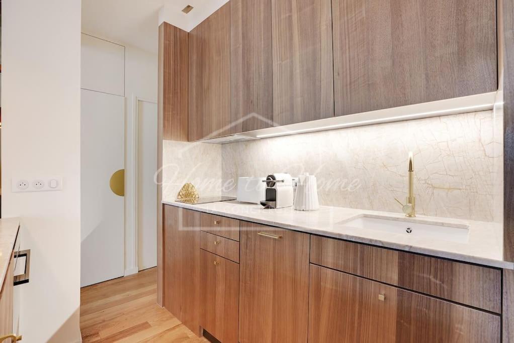 Le Marais Luxury & Charm 70m Of Design Parijs